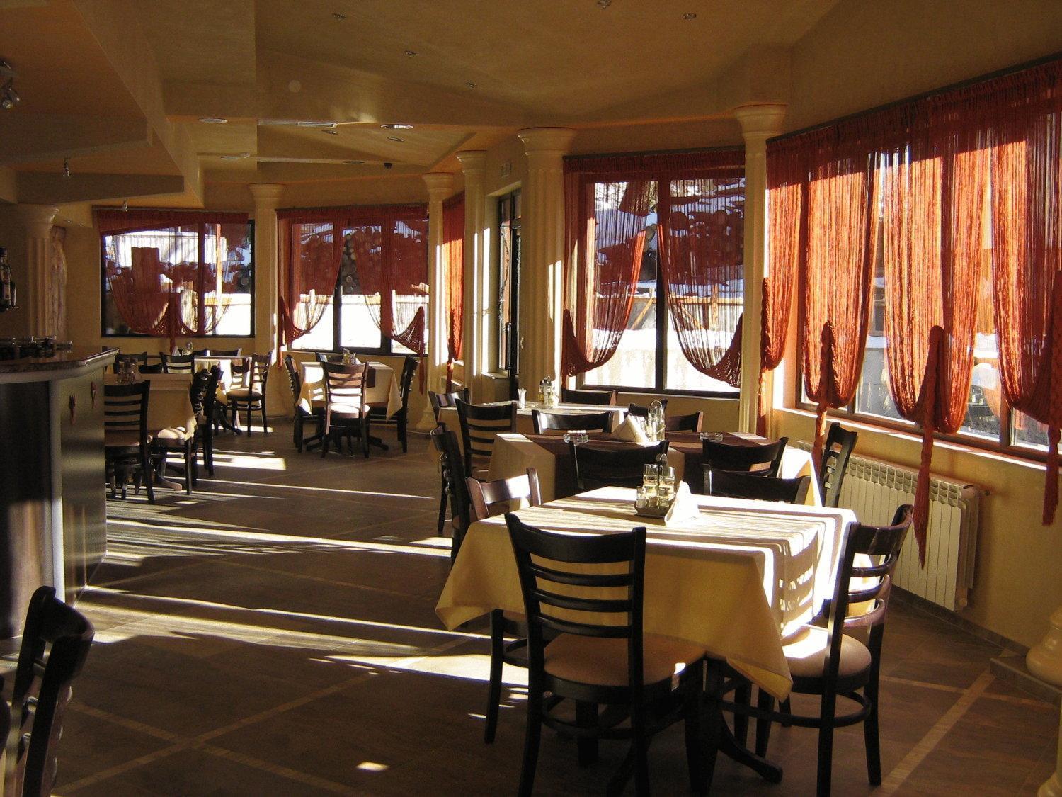 Family Hotel Yola 체페레리 외부 사진